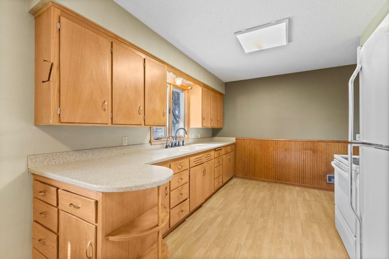 816 W Chandler St, Arlington, MN 55307