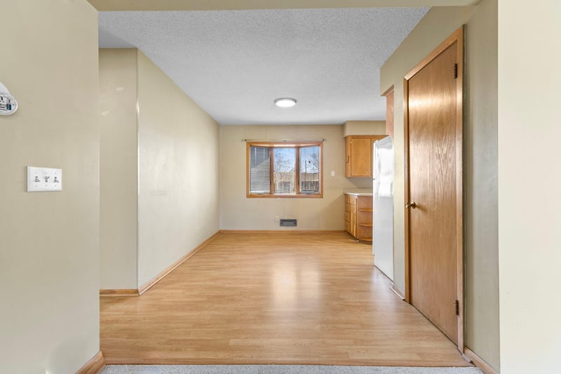 816 W Chandler St, Arlington, MN 55307