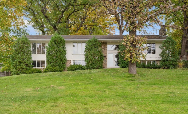 5717 View Ln, Edina, MN 55436