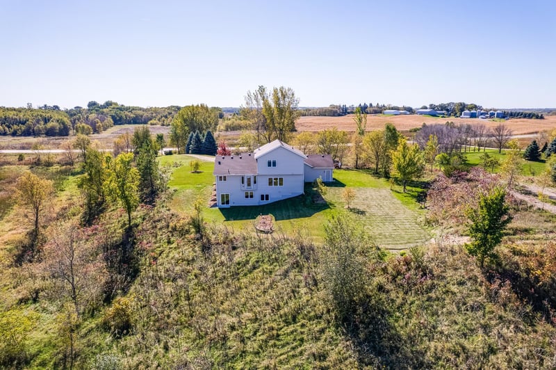 9400 E 280th St, Webster, MN 55088
