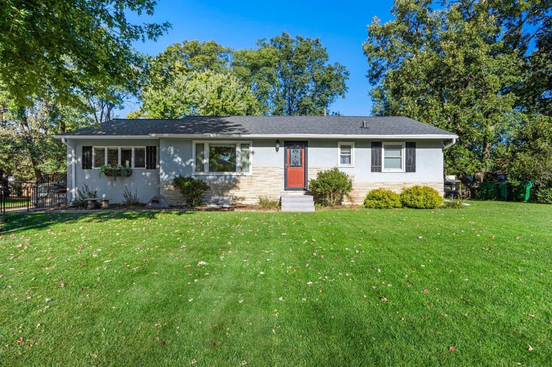 9706 Foley Blvd NW, Coon Rapids, MN 55433