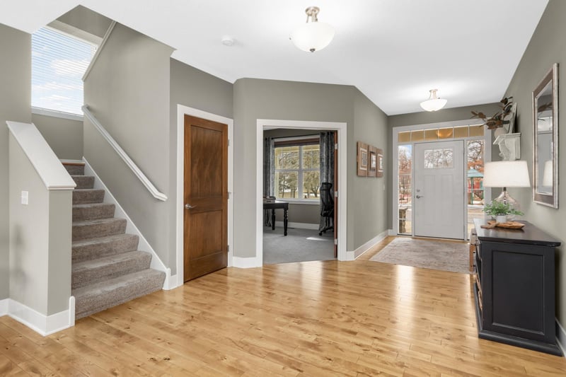 10476 Vermillion Cir NE, Blaine, MN 55449