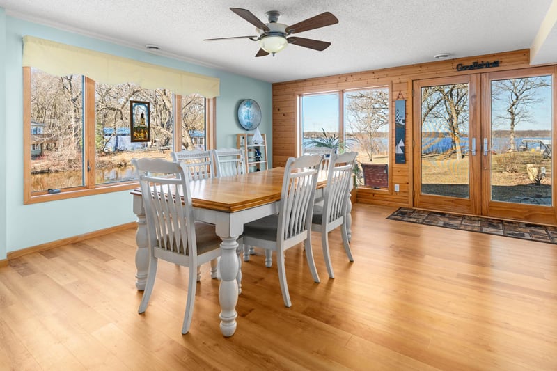 7240 107th Ave, Clear Lake, MN 55319