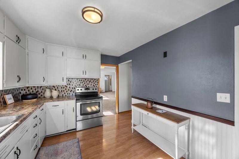 5900 Maple St, Rockford, MN 55373