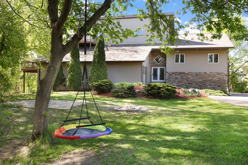 25451 Dakota Ave, Elko New Market, MN 55020