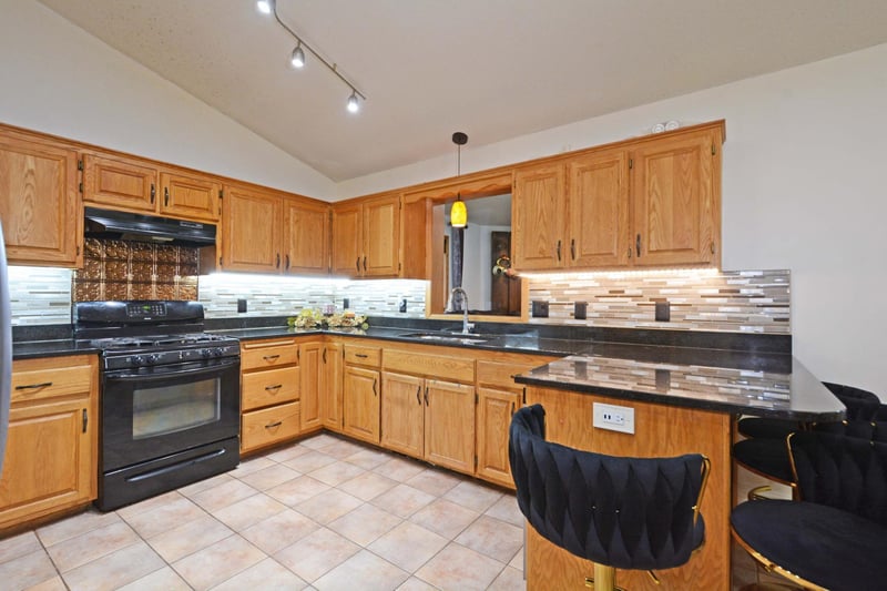 2813 232nd Ln NW, Saint Francis, MN 55070