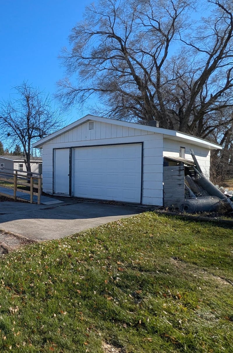 610 Cleveland Ave SW, Mcintosh, MN 56556