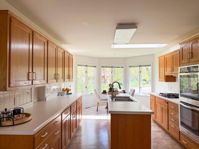 1040 Mayowood Rd SW, Rochester, MN 55902