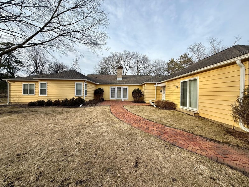 1040 Mayowood Rd SW, Rochester, MN 55902