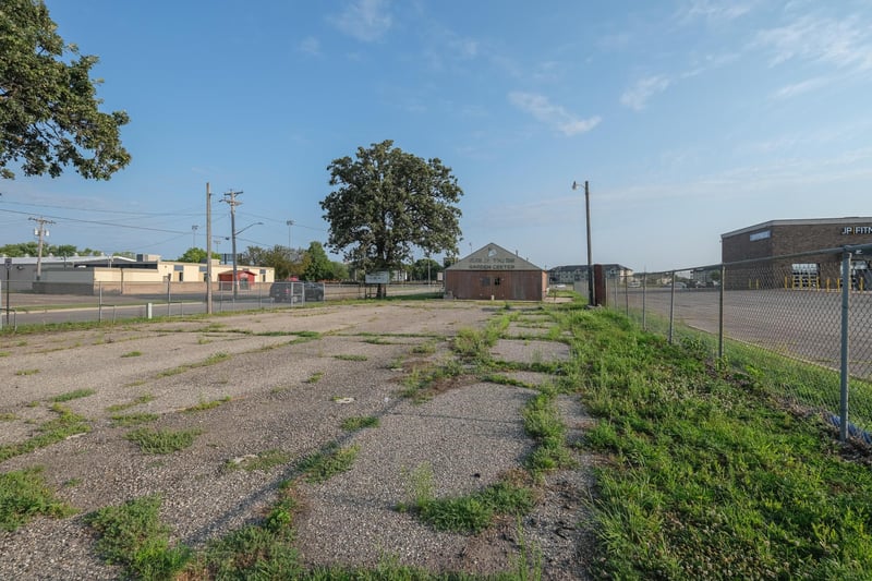 619 Hope St, Mankato, MN 56001