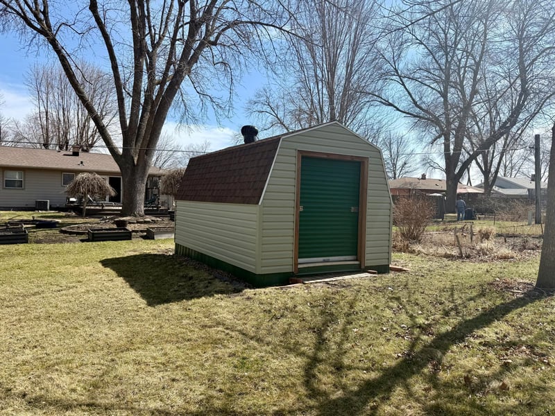 501 Veda Dr, Redwood Falls, MN 56283