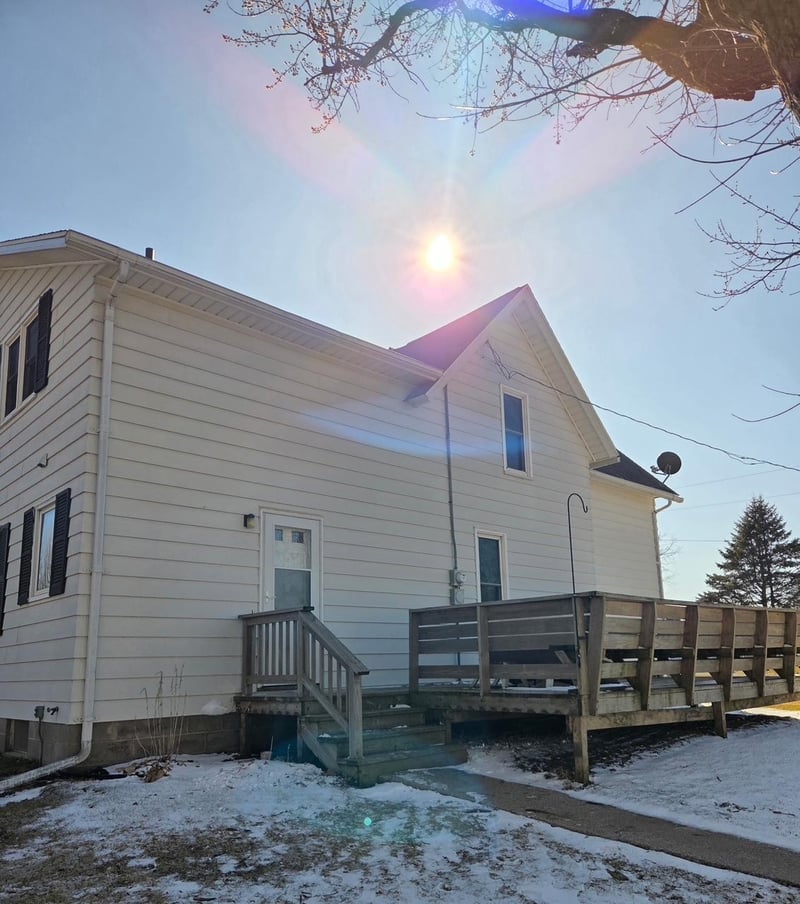 340 1st St SE, Harmony, MN 55939