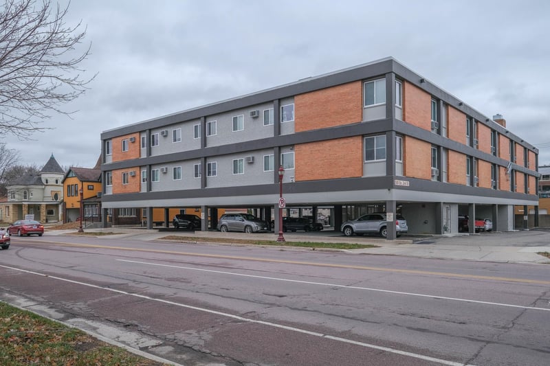 500 S 2nd St, Mankato, MN 56001