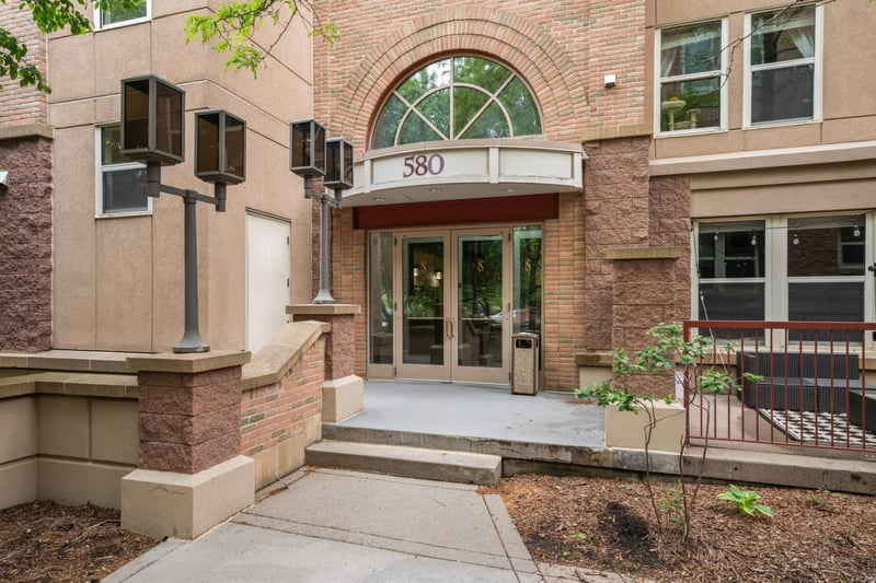 580 N 2nd St #301, Minneapolis, MN 55401