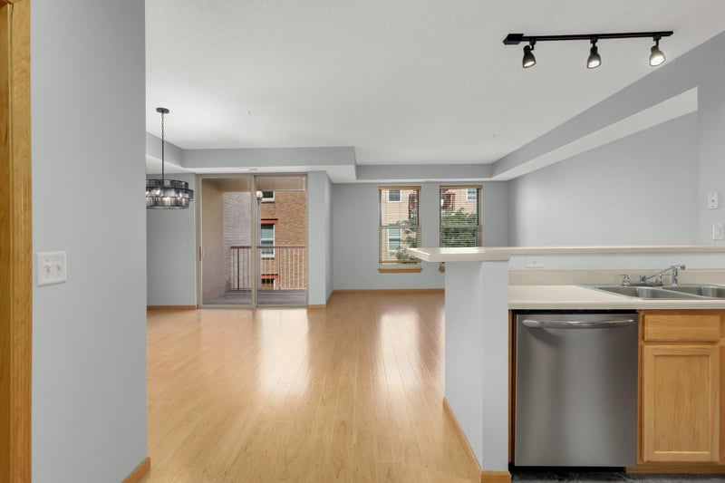 580 N 2nd St #301, Minneapolis, MN 55401