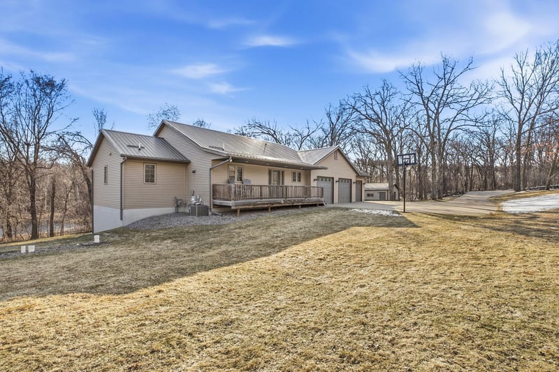 8870 Burton Pl NW, Rice, MN 56367