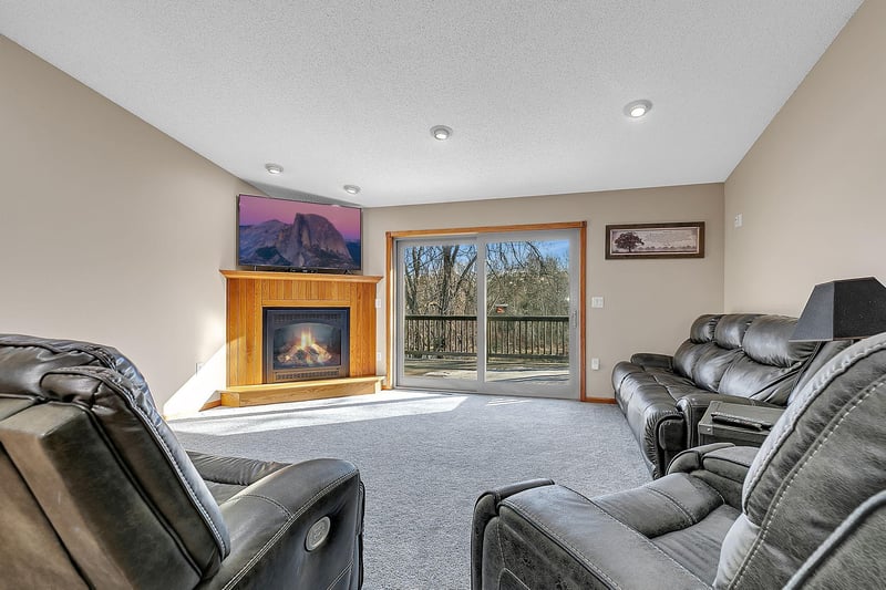 8870 Burton Pl NW, Rice, MN 56367