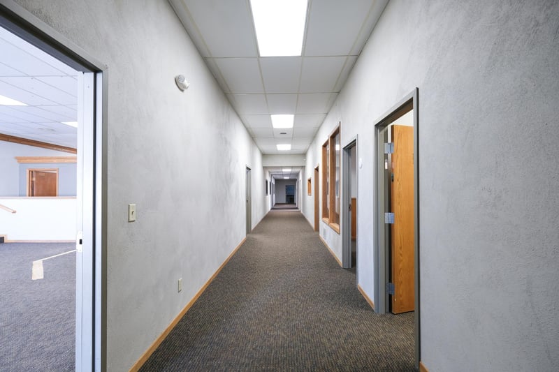 915 S Front St, Mankato, MN 56001