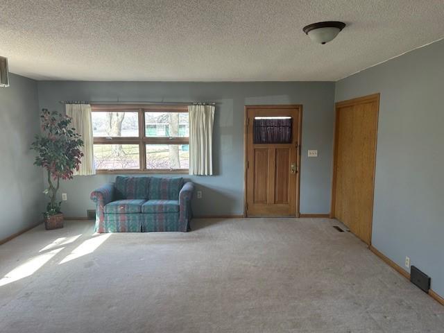 823 Columbus Ave, Westbrook, MN 56183