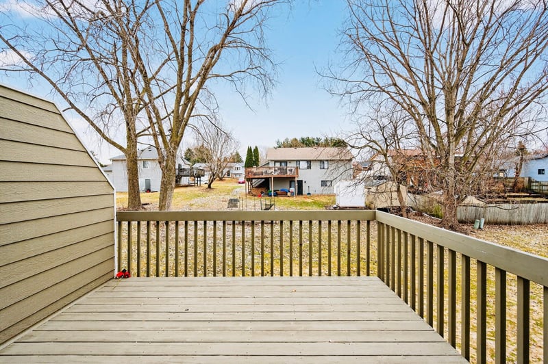 1272 Ferndale St N, Maplewood, MN 55119