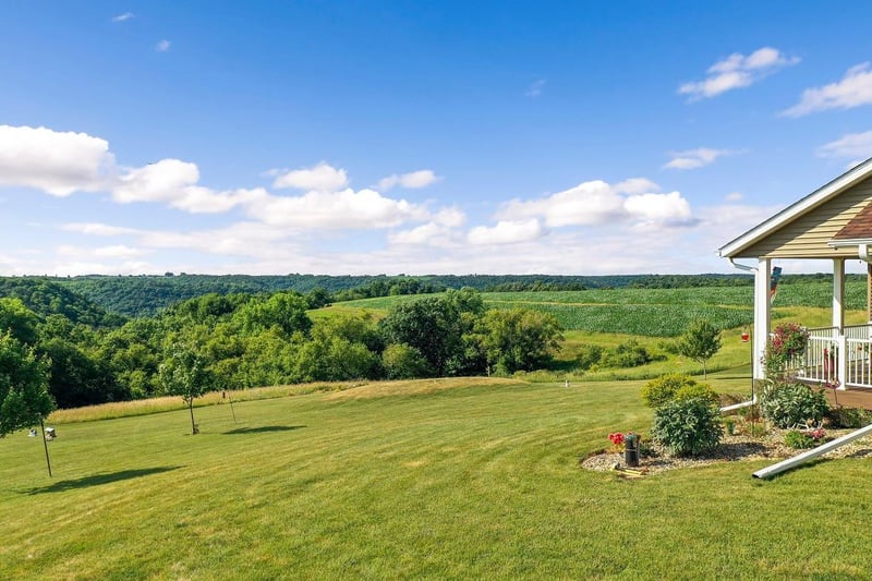 30378 Wiscoy Ridge Rd, Winona, MN 55987