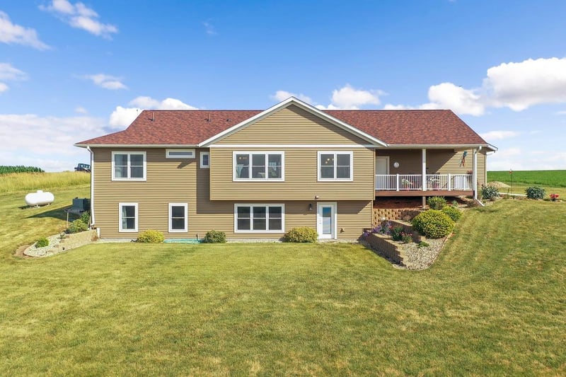 30378 Wiscoy Ridge Rd, Winona, MN 55987