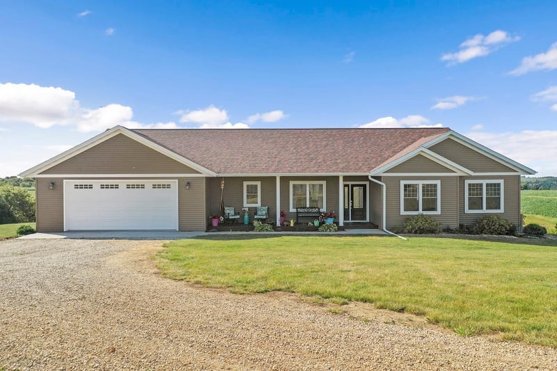 30378 Wiscoy Ridge Rd, Winona, MN 55987