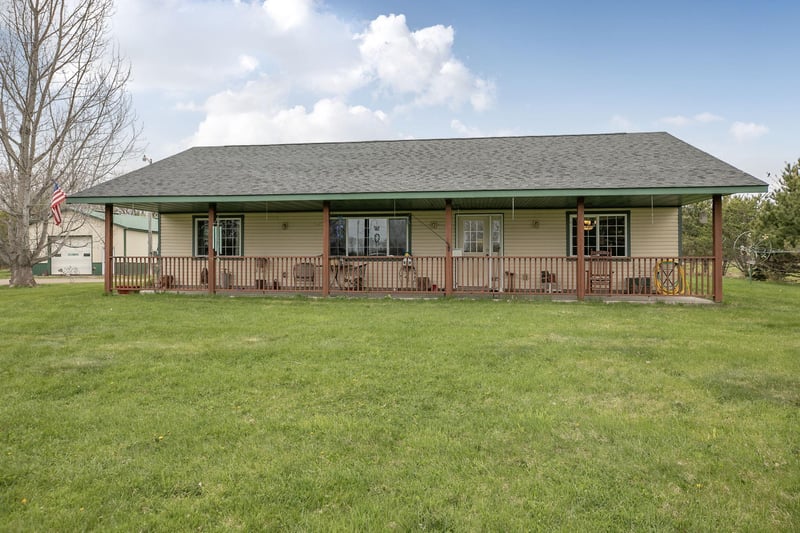 16947 110th Ave, Milaca, MN 56353