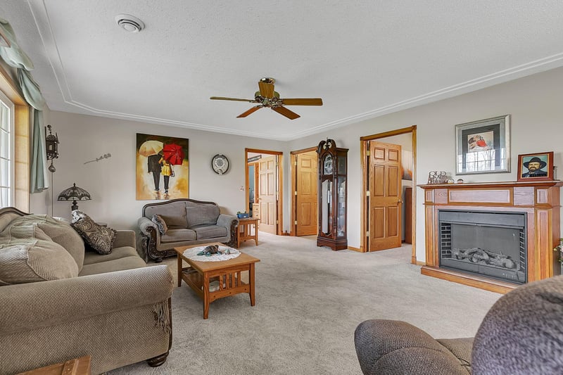 16947 110th Ave, Milaca, MN 56353