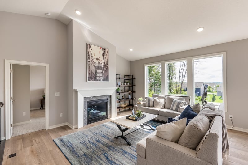 9152 62nd St S, Cottage Grove, MN 55016