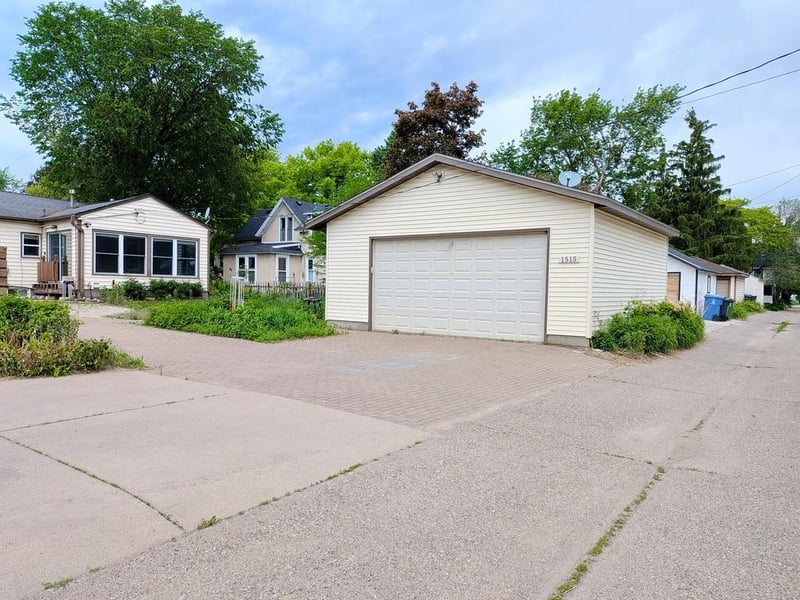 1515 California St NE, Minneapolis, MN 55413