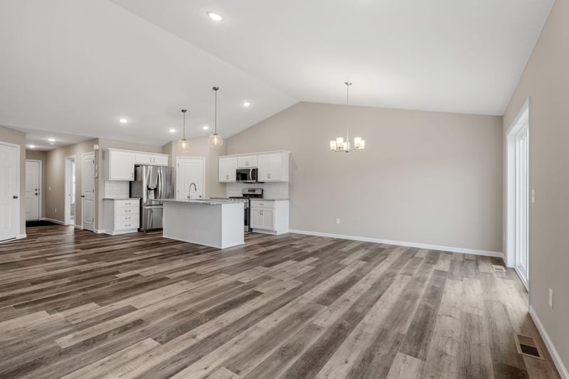 4720 5th St NE, Saint Cloud, MN 56304