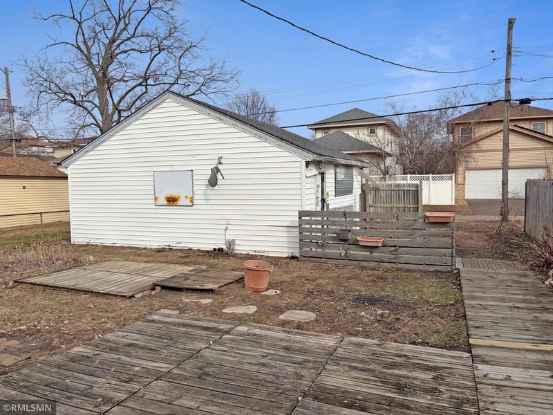 5230 Irving Ave N, Minneapolis, MN 55430