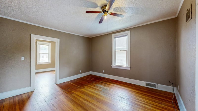 926 2nd St NW, Rochester, MN 55901