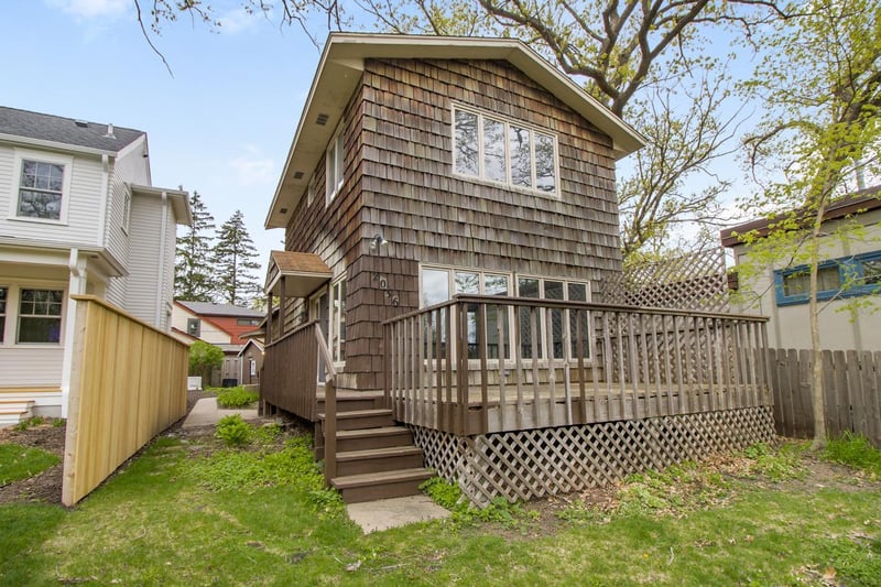 2036 Cedar Lake Pw, Minneapolis, MN 55416