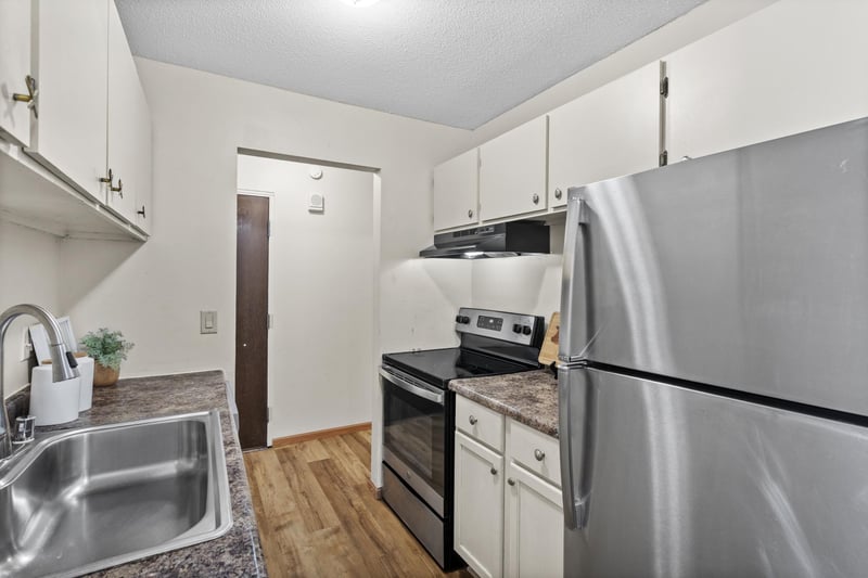 12848 Nicollet Ave #101, Burnsville, MN 55337