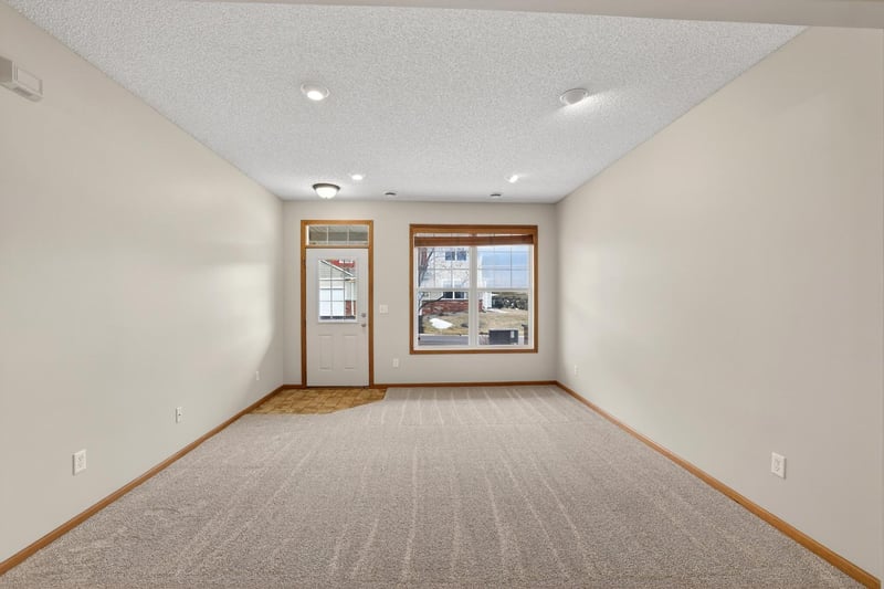 290 Emory Ln SE, Rochester, MN 55904