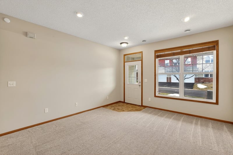 290 Emory Ln SE, Rochester, MN 55904