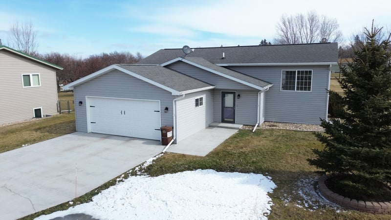 7005 4th St, Lake Park, MN 56554