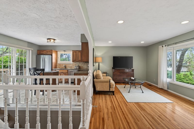 4830 Shady Ln N, Minnetonka, MN 55345