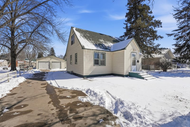 538 Lake St S, Long Prairie, MN 56347