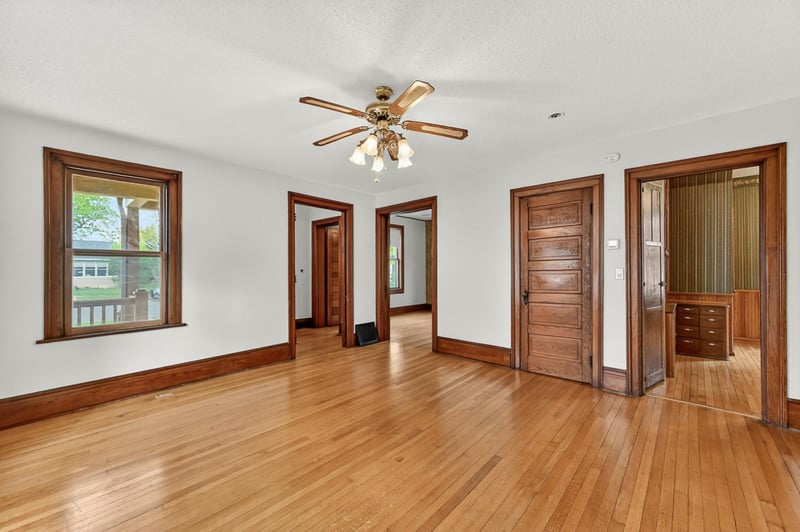 1231 Church Ave, Saint Charles, MN 55972