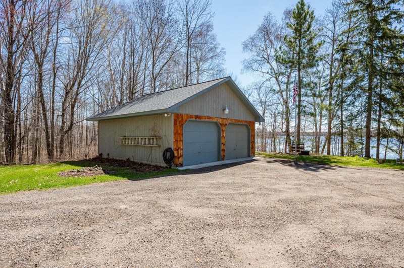 38243 Woodland Dr, Deer River, MN 56636