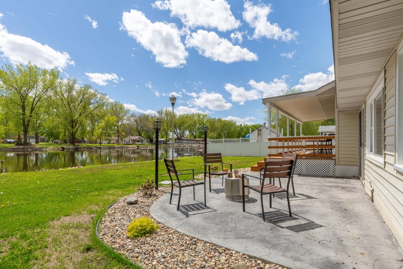 918 Marian St, Waterville, MN 56096