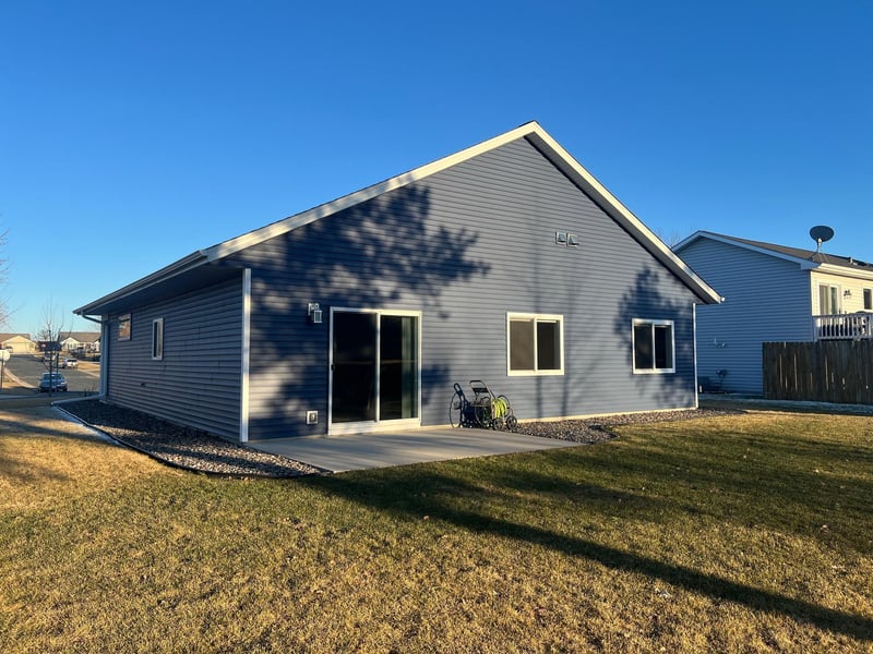900 8th Ave SW, Pine Island, MN 55963