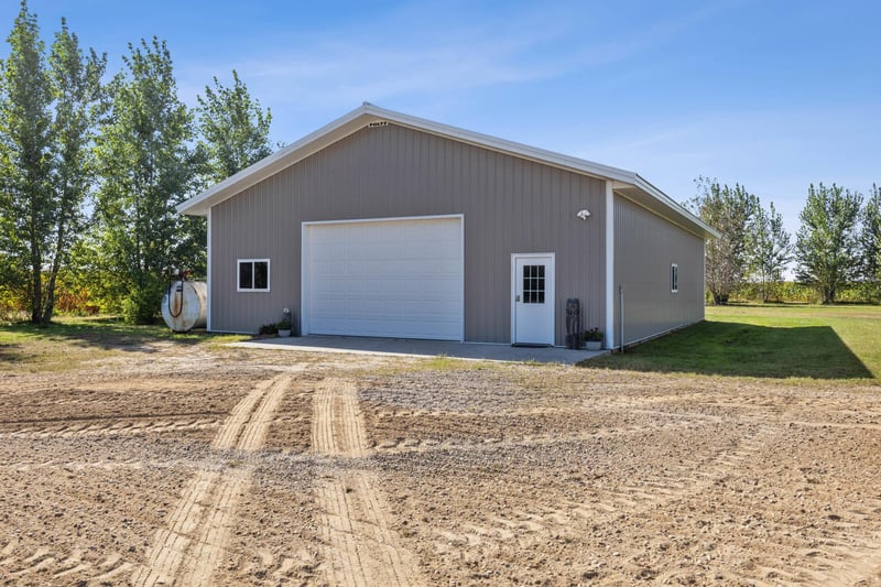 13755 130th St S, Barnesville, MN 56514