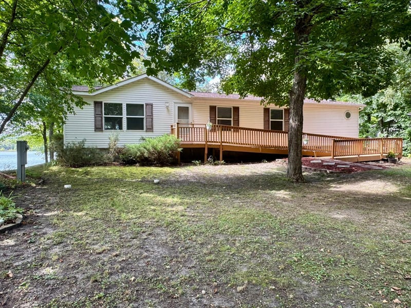 14196 E Fox Lake Rd, Detroit Lakes, MN 56501