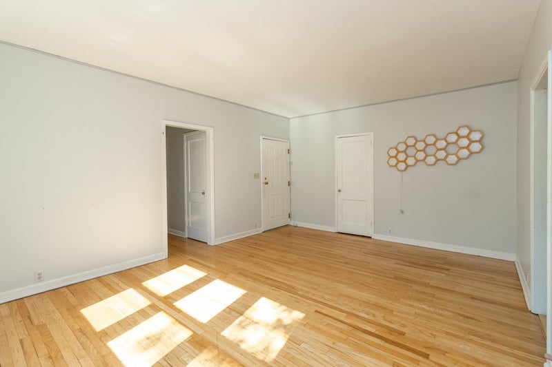 3128 W Bde Maka Ska Blvd #415, Minneapolis, MN 55416