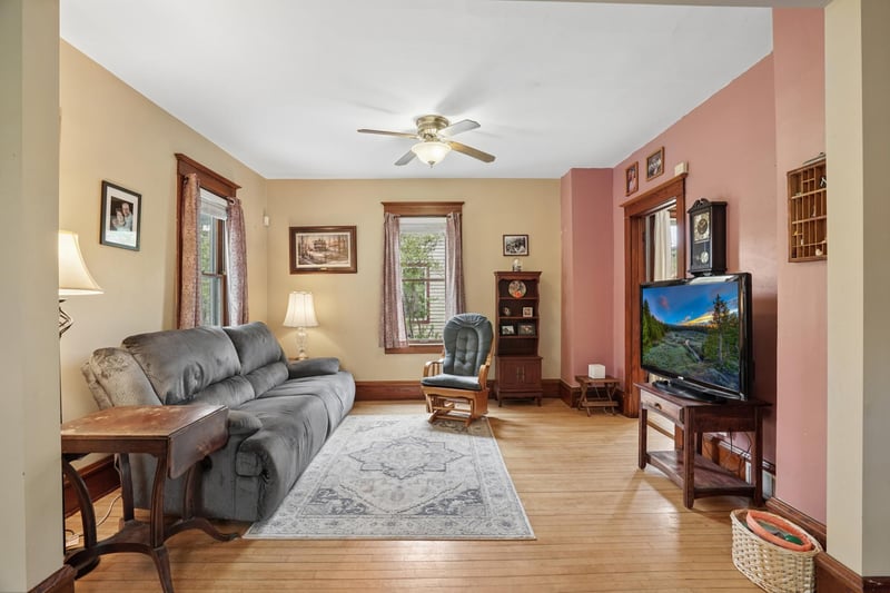 207 3rd Ave NE, Saint Cloud, MN 56304