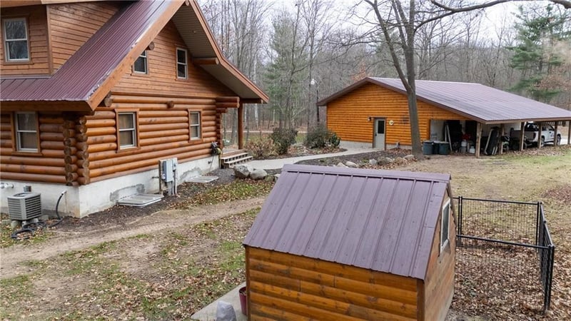 2646 1 1/2 St, Cumberland, WI 54829